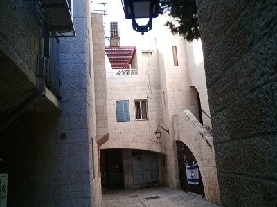 דירה לזוג, הרובע היהודי - העיר העתיקה, 2 דק' מהכותל, משופצת