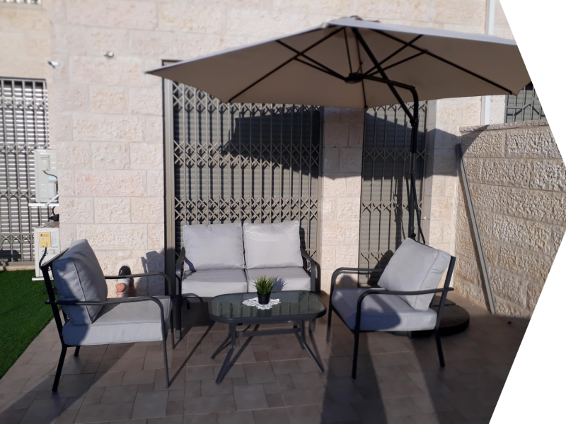 קוטג' מטופח ונקי, קרית יערים, טלזסטון