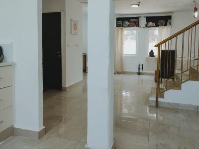 דירה גדולה באצ"ל צפת, קרוב לעיר העתיקה