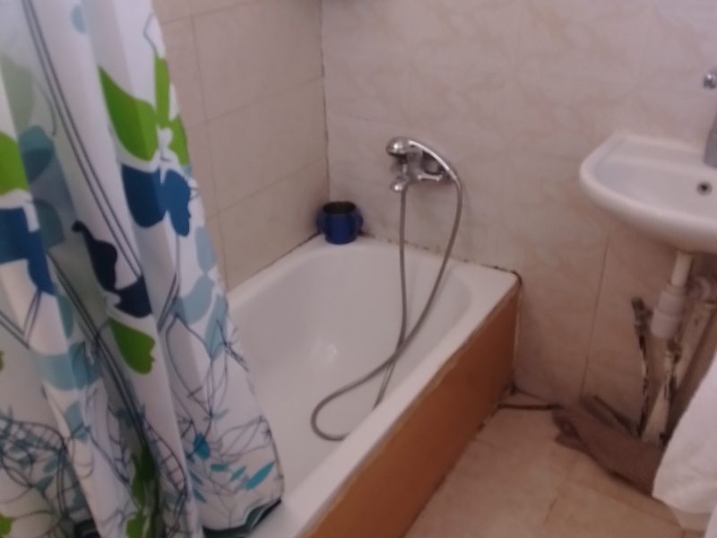קרוון בבת עין, אזור גוש עציון