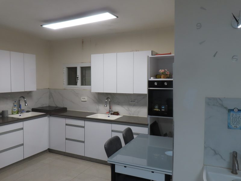 דירה מקסימה ומשופצת בשיכון ג' טבריה, סמוך לנוף כנרת פוריה