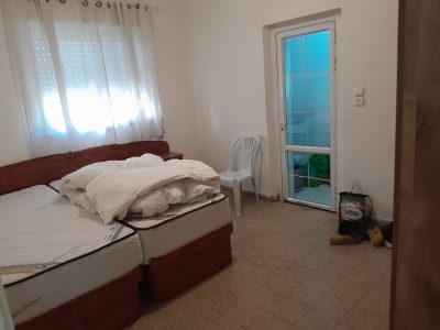 דירת שני חדרים ,נעימה ,קרובה לכותל, לשוק, לגאולה, לגן סאקר, ירושלים