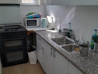 דירת שני חדרים ,נעימה ,קרובה לכותל, לשוק, לגאולה, לגן סאקר, ירושלים