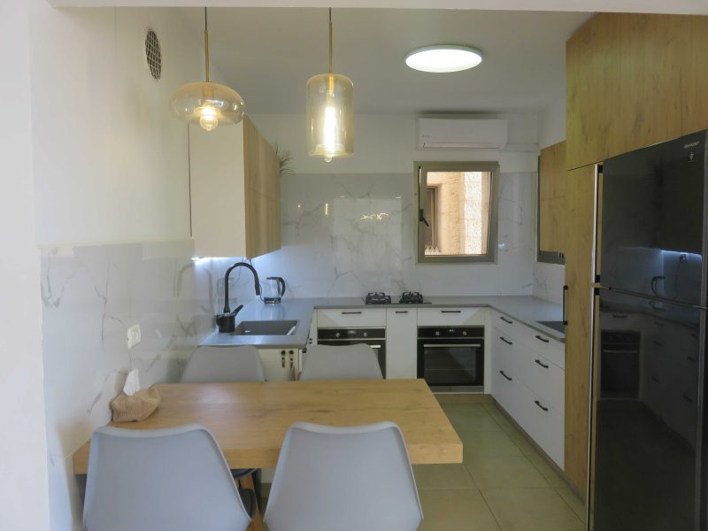 דירה מפנקת, קרית יערים טלזסטון