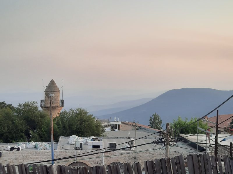 דירה צפתית קסומה בעיר העתיקה בסמוך לרחוב הגלריות, צפת
