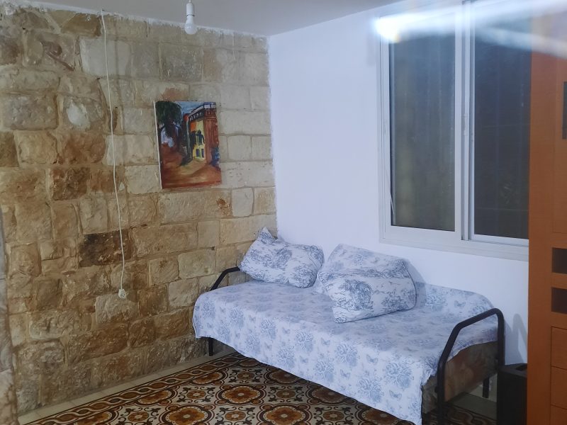 דירה צפתית קסומה בעיר העתיקה בסמוך לרחוב הגלריות, צפת