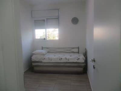 דירה בשכונת סנהדריה קרוב מאוד לצומת בר אילן (צומת מרן), ירושלים