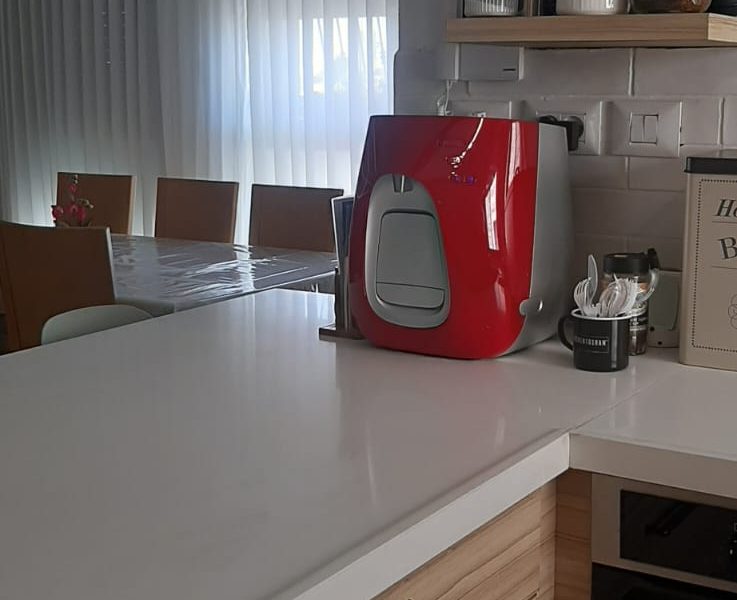 דירת קוטג' בקריית יערים, טלזסטון