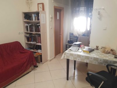 דירת שני חדרים, מאה שערים, ירושלים