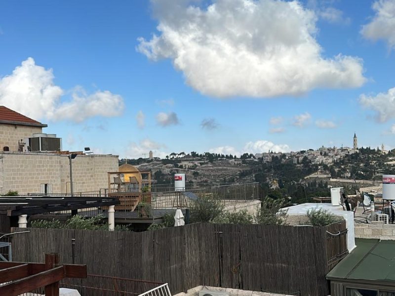 דירה במרכז הרובע היהודי, העיר העתיקה ירושלים