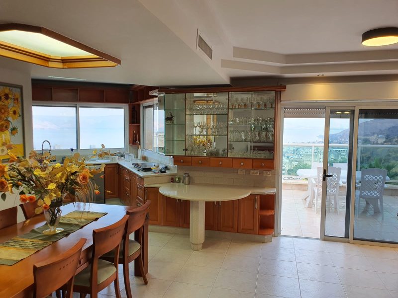 פנטהאוז ענק, נוף מטורף לכנרת, צמוד לקרית שמואל טבריה