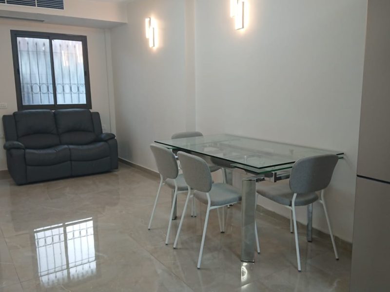 דירה במרחק 25 דקות מהכותל, ירושלים נחלאות