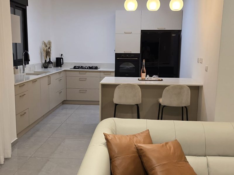 דירת הנופש "נוף והדר", נתניה, לאמצע השבוע, שבתות, חגים ולבין הזמנים