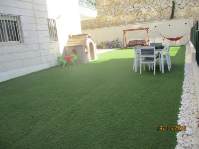 דירת גן, עם חצר ענקית, גבעה ג רכסים