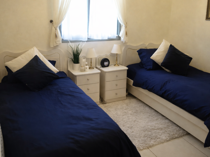 דירה מאה שערים, אזור בית ישראל, ירושלים