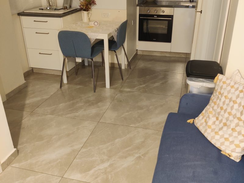 דירת 2 חדרים קומת קרקע כניסה פרטית, רמת אהרון, בני ברק