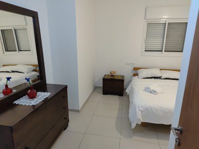 דירת אירוח בקרית שמואל, חיפה (קרית שמואל נמצאת בקריות, תחת עירית חיפה)