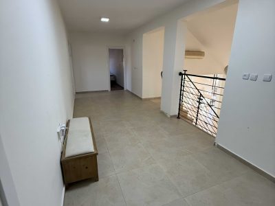 וילה באלון מורה ליד הר כביר, נוף להרי השומרון