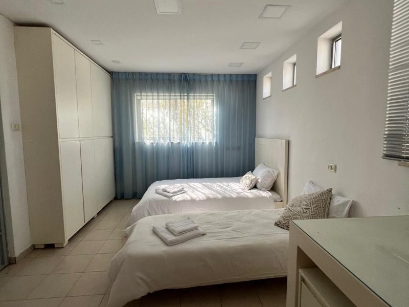 וילה, כליל החורש, בר יוחאי, למרגלות הר מירון