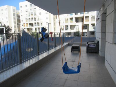 לבינזמנים -דירת 4 חדרים גני איילון- אחיסמך