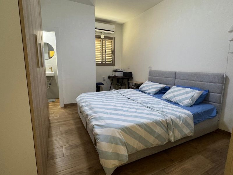 וילה חדשה עם חצר ענקית מאובזרת ומושקעות במושב החרדי יסודות