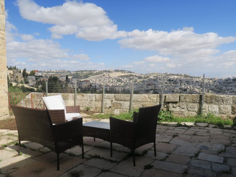 וילה ענקית מרווחת עם נוף מטורף להר הבית, ירושלים - עם מקלט פרטי בוילה! עם חדר אוכל ענק