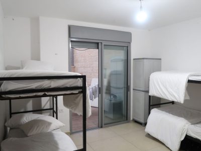 וילה גבעת זאב, עם בריכה גדולה