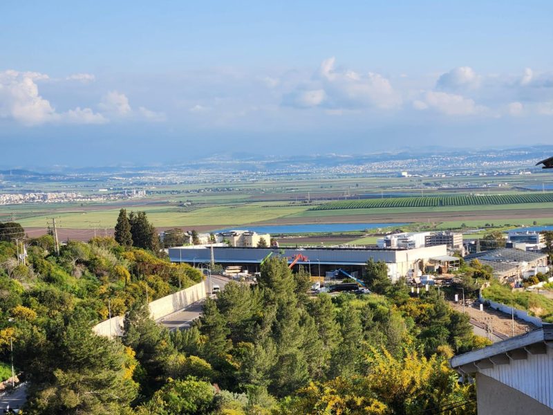 וילה ענקית עם נוף וחצרות - זמינה לפסח!, מגדל העמק