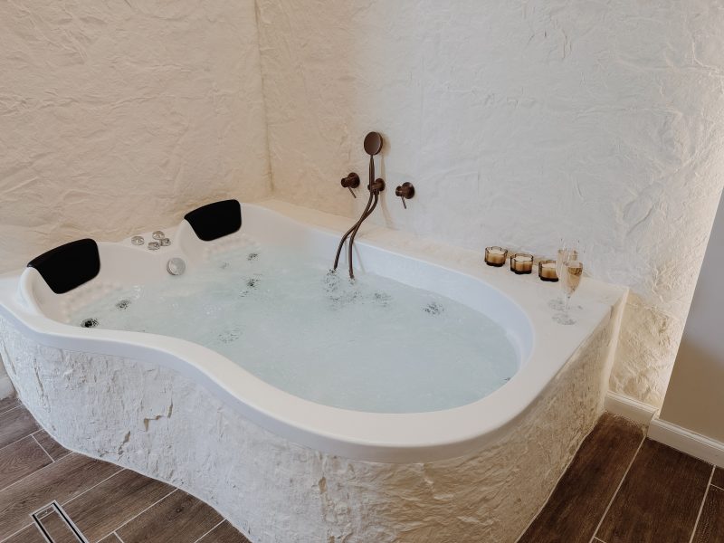 סוויטה זוגית "סלע במדבר", מעלה עמוס, אזור ירושלים