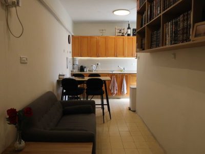 יחידת דיור בת 2 חדרים קרית משה גבעת שאול ירושלים אפשרות להשכרה בתאריכים 14.6-17.6