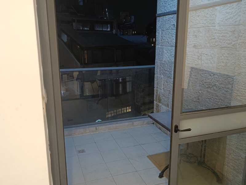 דירה ענקית ומפנקת בלב ירושלים, אזור נחלאות