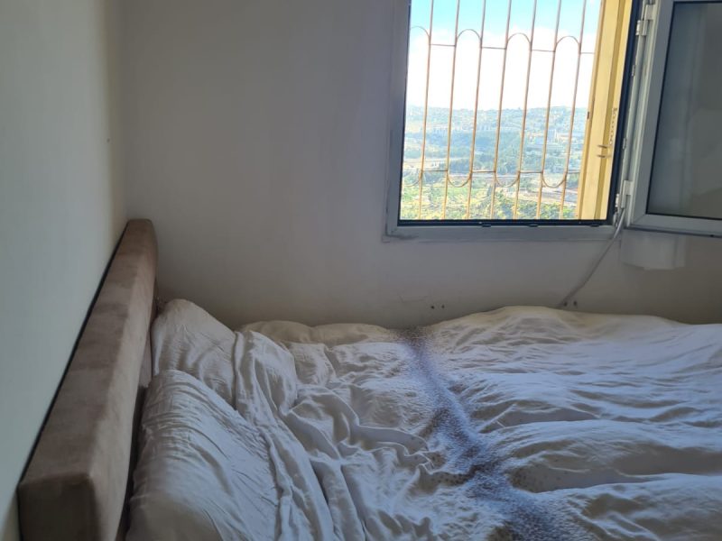 פנטהוז מאובזר עם נוף מהפנט לליפתא, גבעת שאול, ירושלים