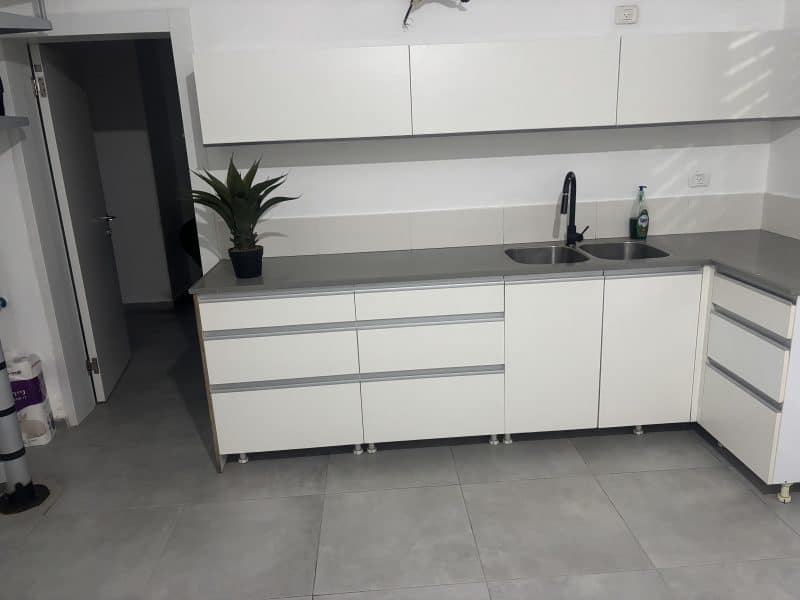 דירה במושב הזורעים מושב דתי , בצפון הארץ על יד הכנרת ובאזור טבריה