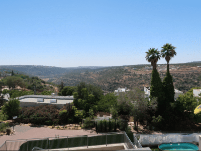דירה חדשה במיקום מושלם, עמנואל
