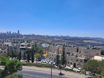 דופלקס גדול, חדשה משופצת יפיפיה, 6 חדרים - רמות ירושלים