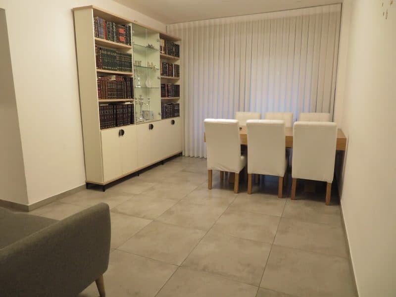 דירה מהממת, רכסים