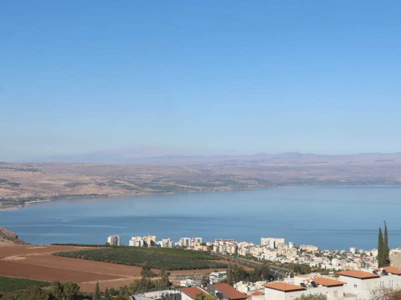 נופש מושלם וממוזג, טבריה עילית! דירה חדשה, נוף פנורמי מטורף והתאמה מלאה לציבור החרדי