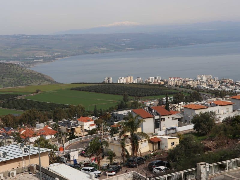 נופש מושלם וממוזג, טבריה עילית! דירה חדשה, נוף פנורמי מטורף והתאמה מלאה לציבור החרדי