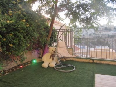דירת נופש - דופלקס בנווה הפסגה, פסגת זאב, ירושלים