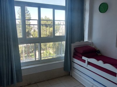 דירה בבית וגן צמוד לאמשינוב, ירושלים