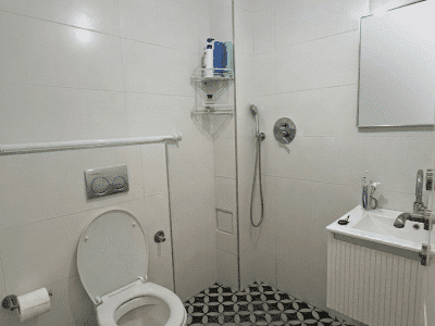 יחידת דיור לשבת בנחלאות, ירושלים — 2 דקות מהשוק