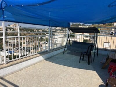 דירת גן לשבתות וחגים בגבעת שושנה, צפת — מרפסת וחצר גדולות