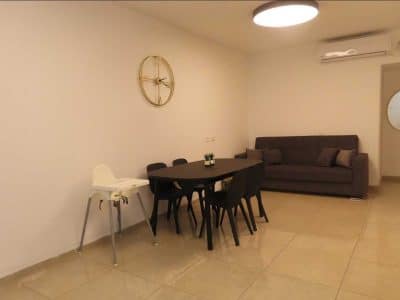 דירת נופש לשבת בקרית שמואל, טבריה — חצר גדולה וג'קוזי