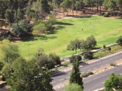 דירה לשבת בשערי חסד, ירושלים — צמוד לגן סאקר