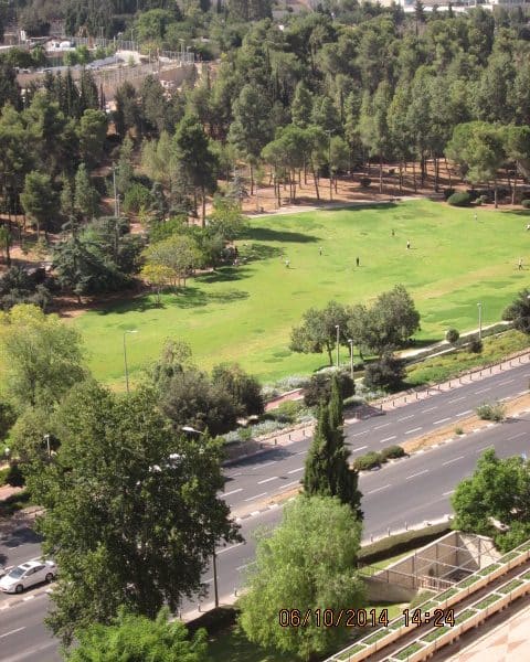 דירה לשבת בשערי חסד, ירושלים — צמוד לגן סאקר
