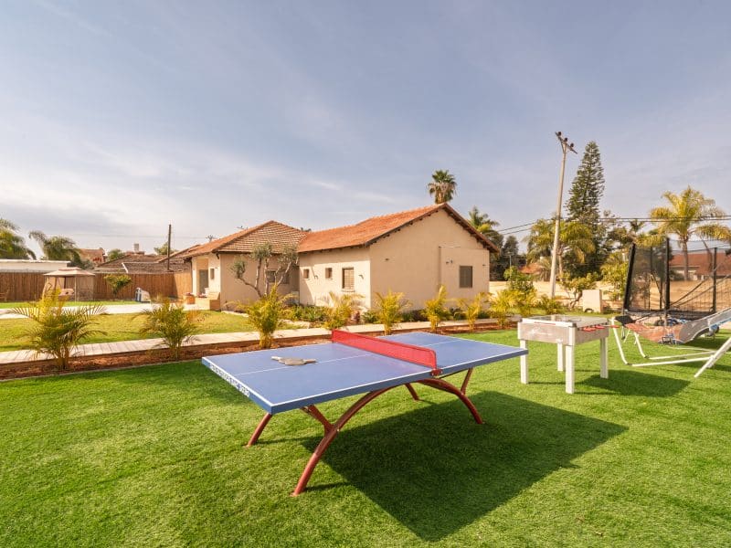 מתחם אירוח לשבת בחצב — 6 חדרים ו-22 מיטות